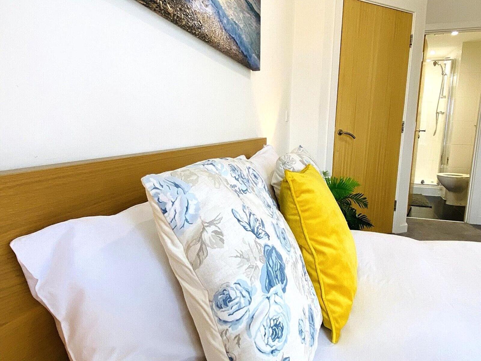 Igloo Viewpoint City Centre Stay & Free Parking Sheffield Exterior photo